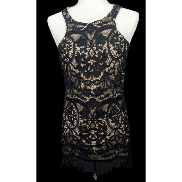 Lovers + Friends Dresses & Skirts - Lovers + Friends Caspian Black Lace Mini Shift Dress Size XS